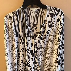 Cabi long sleeve blouse